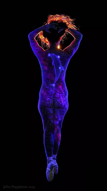 美国视觉艺术家,摄影师 john poppleton:女性背上的幻想