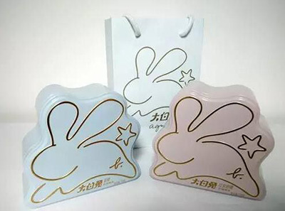 趣闻 | 大白兔奶糖换法国设计师设计包装,身价涨