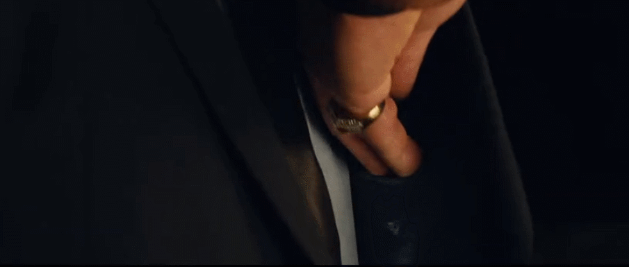 他似乎很不墩饪畹缍,并在结尾说了一句: