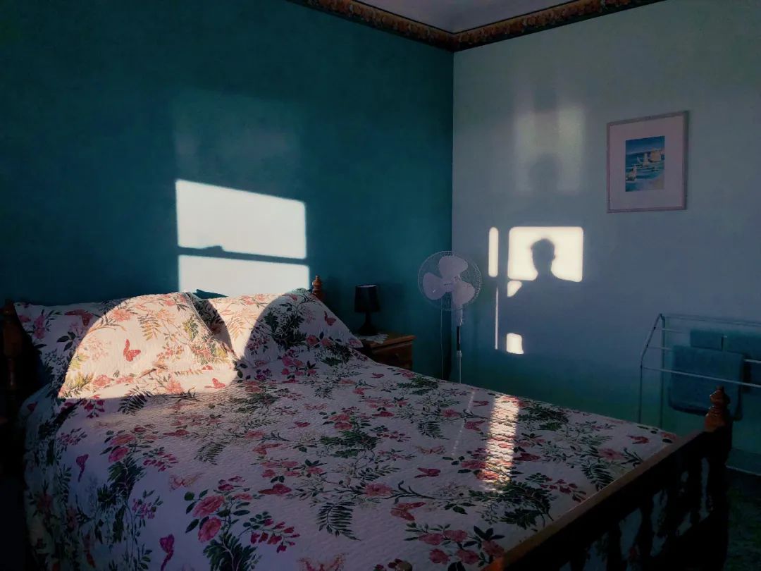 mexico) 设备:iphone x       shitian zhang (中国) 摄影作品:room