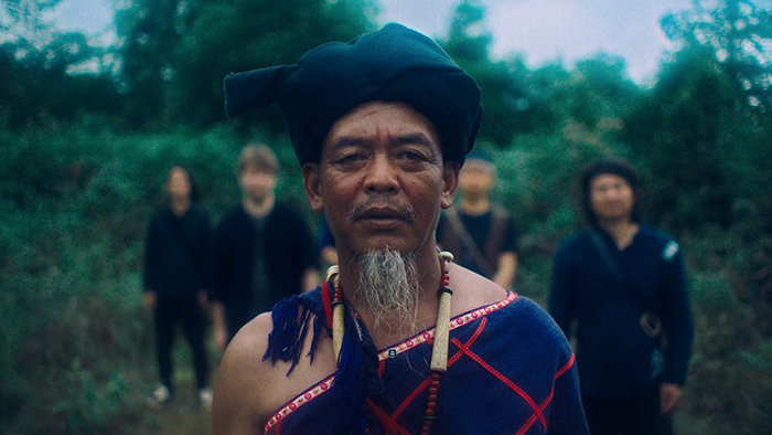 拜访佤族最后一位族长,非遗音乐传人岩聪老人,在神秘的佤族音乐中
