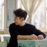 何曾吹堕北风中