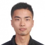 <em>火箭</em>上的小螺絲
