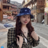 <em>BIUBIU</em>飄兒