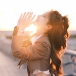 羅<em><em>哈哈</em>哈</em>呀
