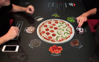  必胜客创意点餐系统：要什么样的披萨饼自己选