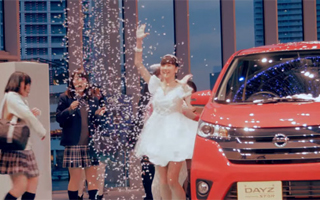 Nissan  一秒变show girl 活动视频