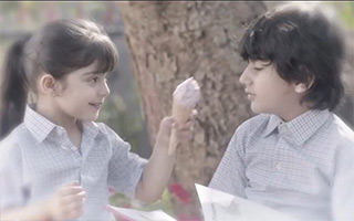 OPPO N1广告 印度版：一转倾心——霸道总裁 + 美炸画风！