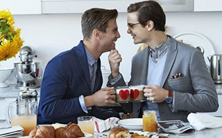 对于LGBT来说史上标志性的2015年,都有哪些值得一看的彩虹营