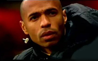 你不看足球，你就不用看《天下足球》的文案