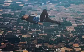 酷玩乐队Coldplay首发MV , 创意直逼全球顶级广告人！