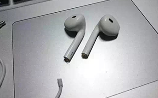 看网友如何吐槽苹果的 AirPods 无线耳机？