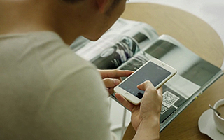 刚刚微信小程序广告片上线了，要连接一切生活的无限可能