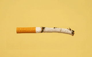 面对死都不怕的烟民，我觉得戒烟文案应该这样写