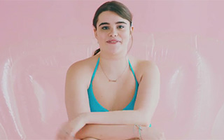 Teen Vogue 为19岁“胖模” Barbie Ferreira 拍了支个性短片