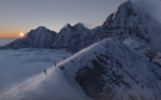 8848手机邀请好莱坞团队拍了支广告大片