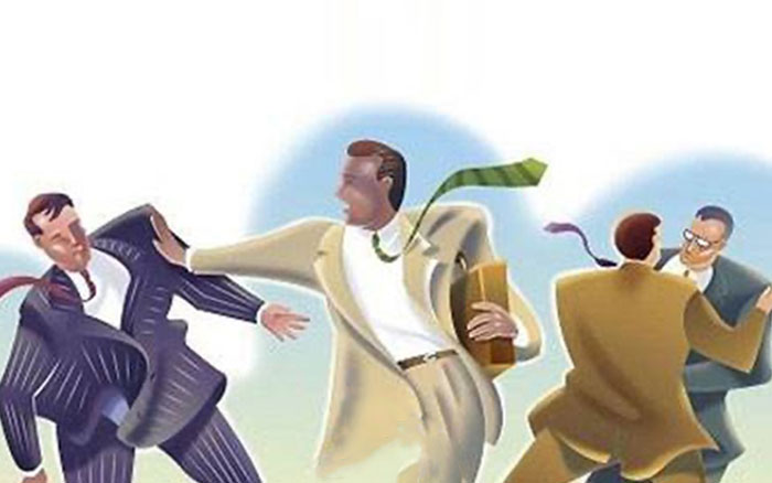 疫情下的怪诞职场：冲突、长假、危机