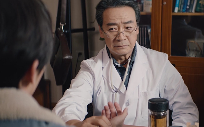 京东开了一支《药方》，真的能治好“中国式父子”关系吗？