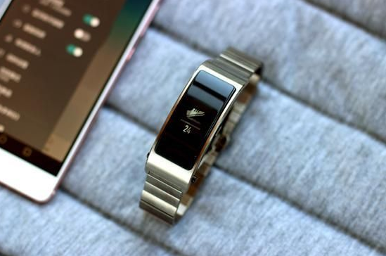 华为凶险的智能穿戴战役