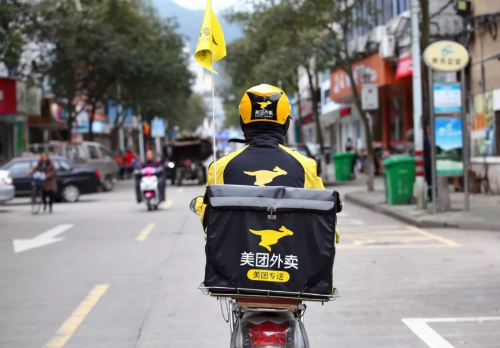每單利潤不到兩毛錢的外賣行業 還能經得起內耗嗎？