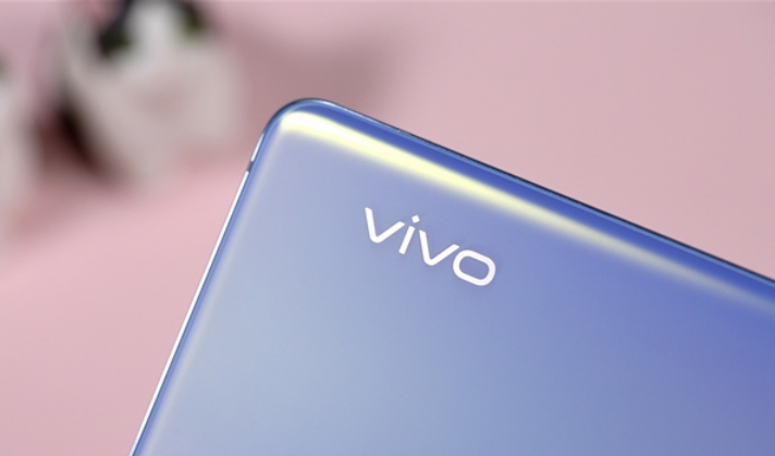 vivo X50这碗颜值饭能吃多久？