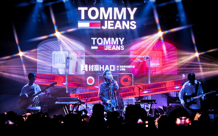 活在现场，TOMMY JEANS带你找寻音乐灵感