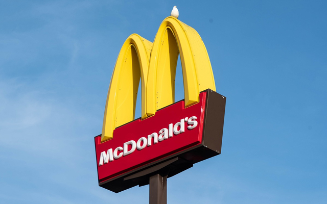 价值超1293亿美元，麦当劳的「金拱门」如何成为超级符号？