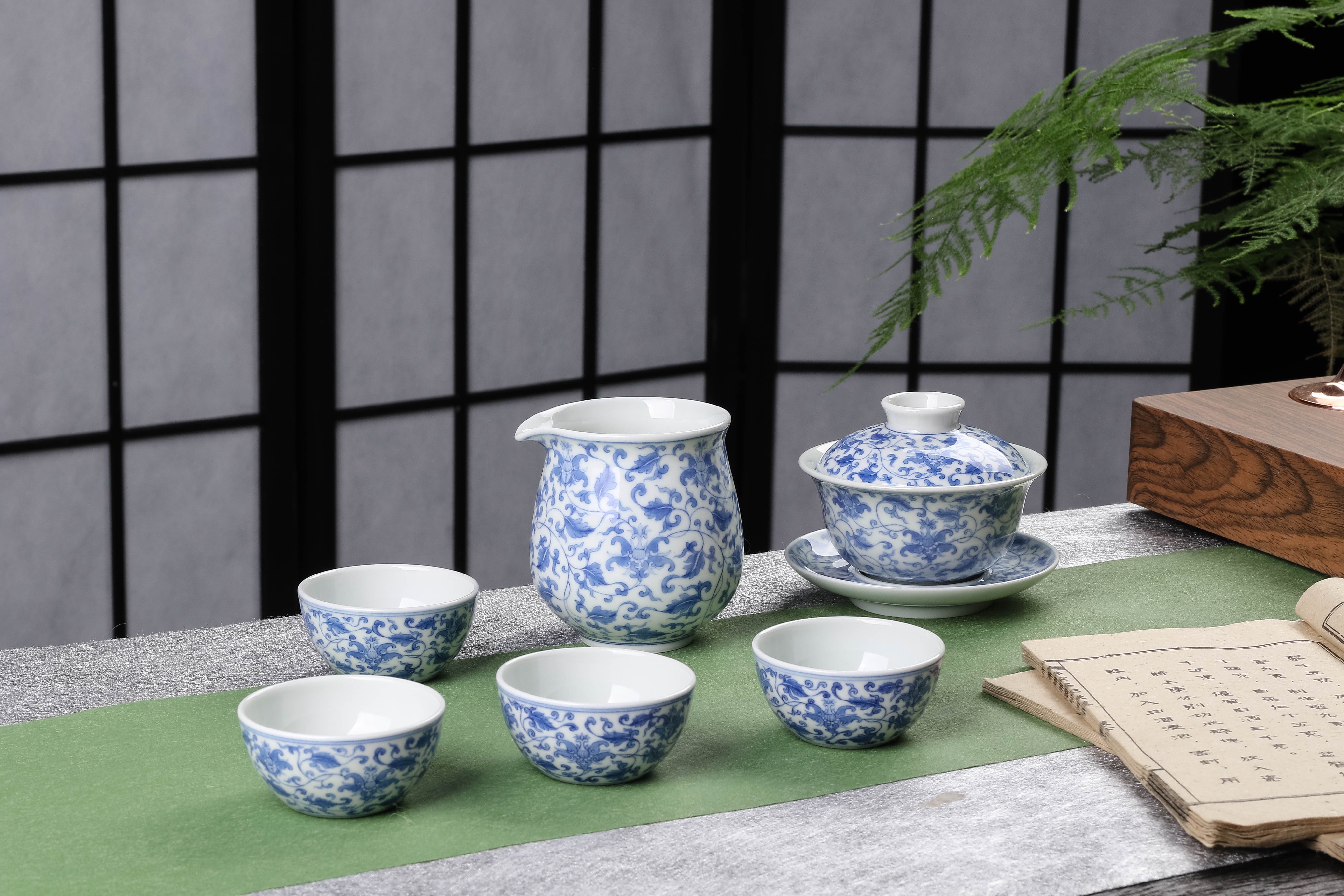 【青花藏韻】| 墨落幽芳 青花纏枝蓮紋6頭茶具