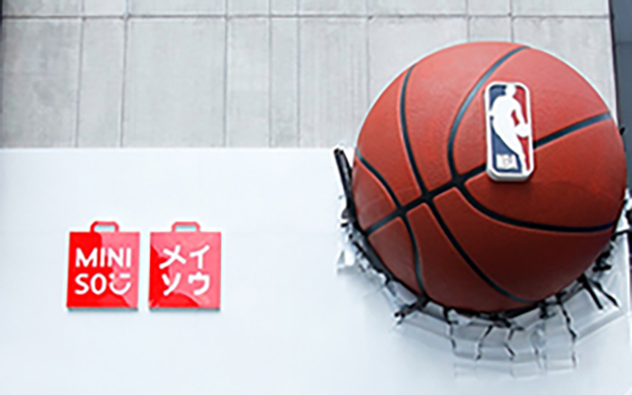 名创优品×NBA：品牌联名敢玩才能出圈