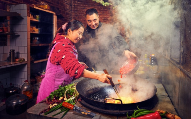 年底强势蹿红！数据解读「蜀中桃子姐」的流量密码