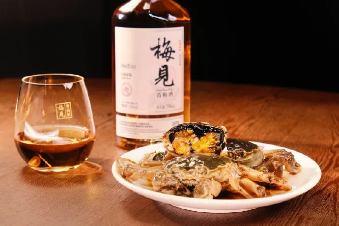 梅见青梅酒，晃动新一代的中式餐桌！