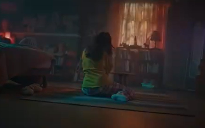 韩国麦当劳反转广告：是什么让女孩深夜变“丧尸”？