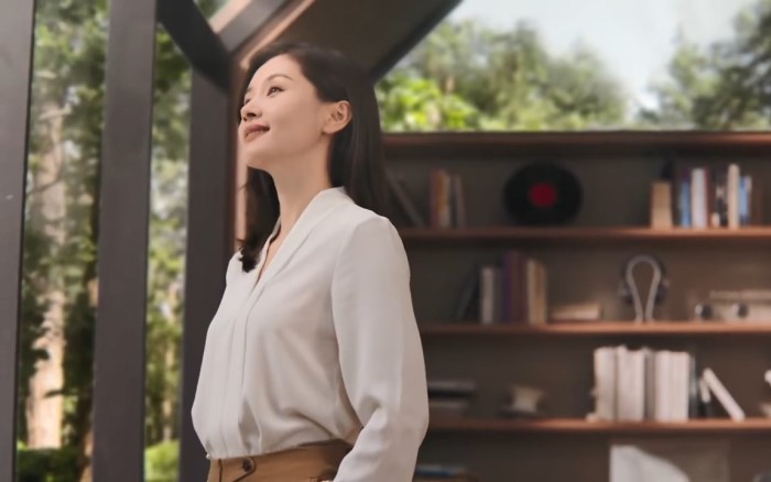 红色小象品牌升级:听王子文简单说爱