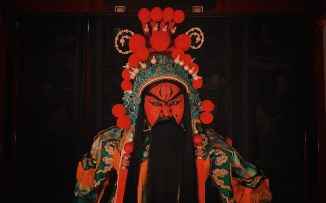 苹果新年大片《过五关》：一个京剧传承的故事