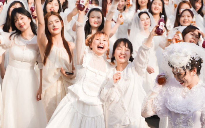 好望水妇女节：举办「100个女孩结婚」线下派对