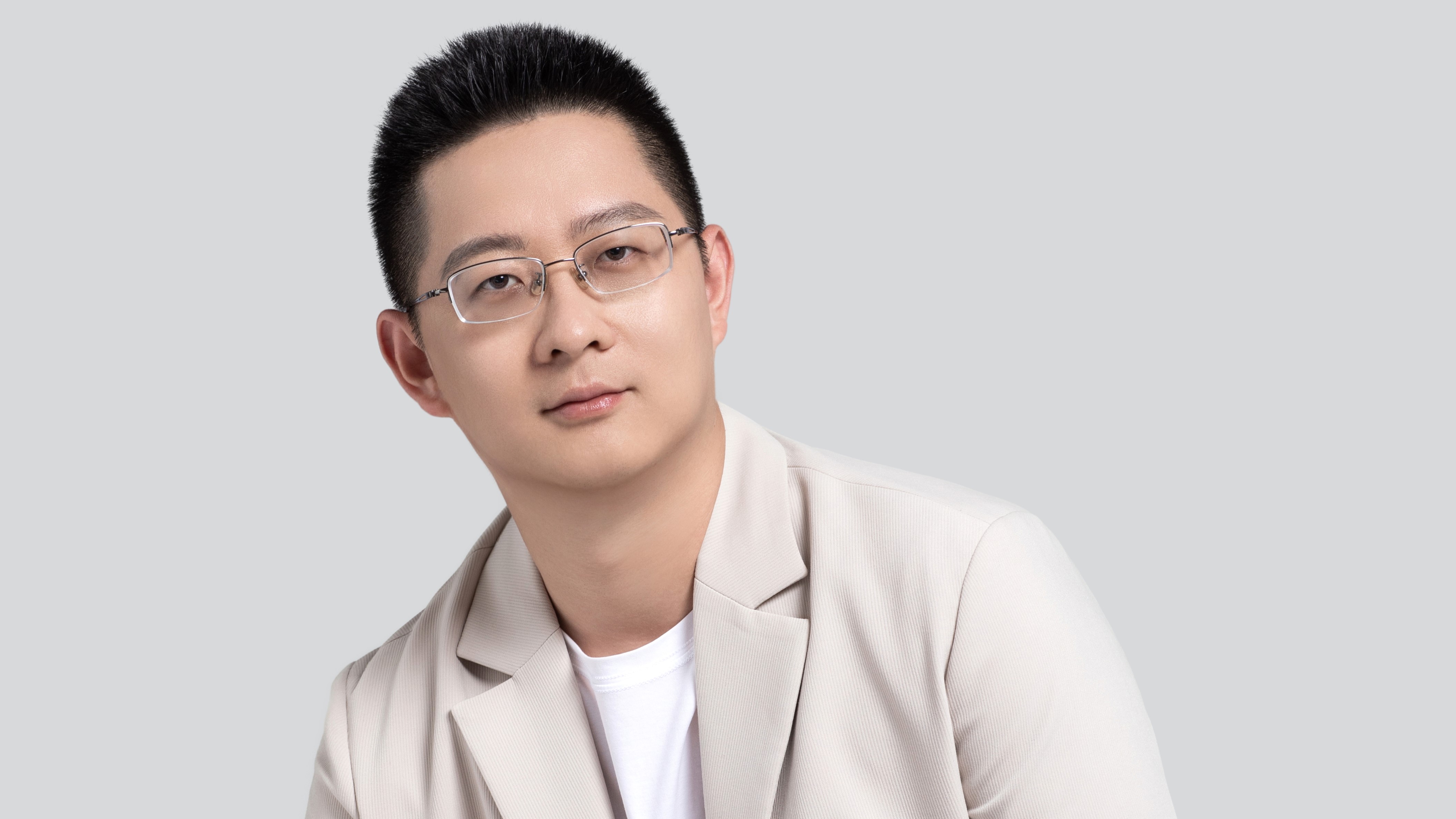 90后溫州小伙繼承家業(yè)，一年賣10億，霸榜品類第一