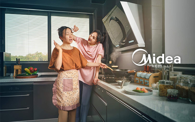 美的厨房空调：妈妈不是爱做饭，她只是爱做你的妈妈