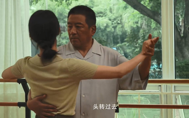 vivo：父亲的第一支舞，再现中国式父爱