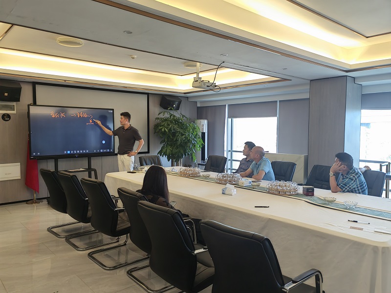 跨界收益：企業數字化轉型的致勝秘密！