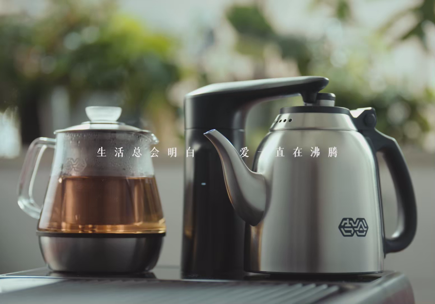 春茶鮮嫩，水溫為魂，吉谷恒溫技術(shù)是泡茶的最好伴侶