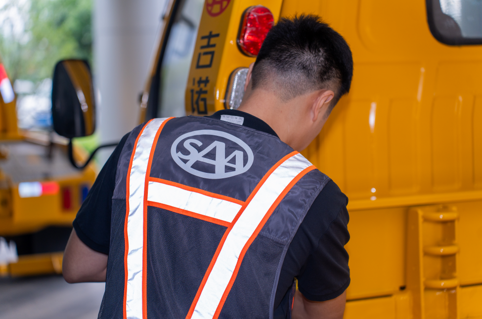 24 小時(shí)汽車(chē)救援拖車(chē)價(jià)格全解析
