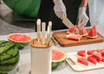候馬出品|在文二菜市，我們吃到了張小泉的大瓜