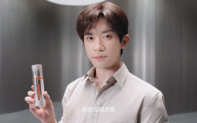珀萊雅×易烊千璽：每次亮相，更新想象