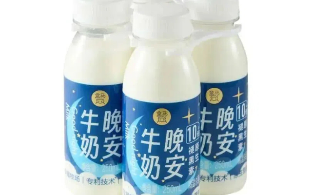 盒馬的晚安牛奶，讓打工人開始心疼奶牛了。。