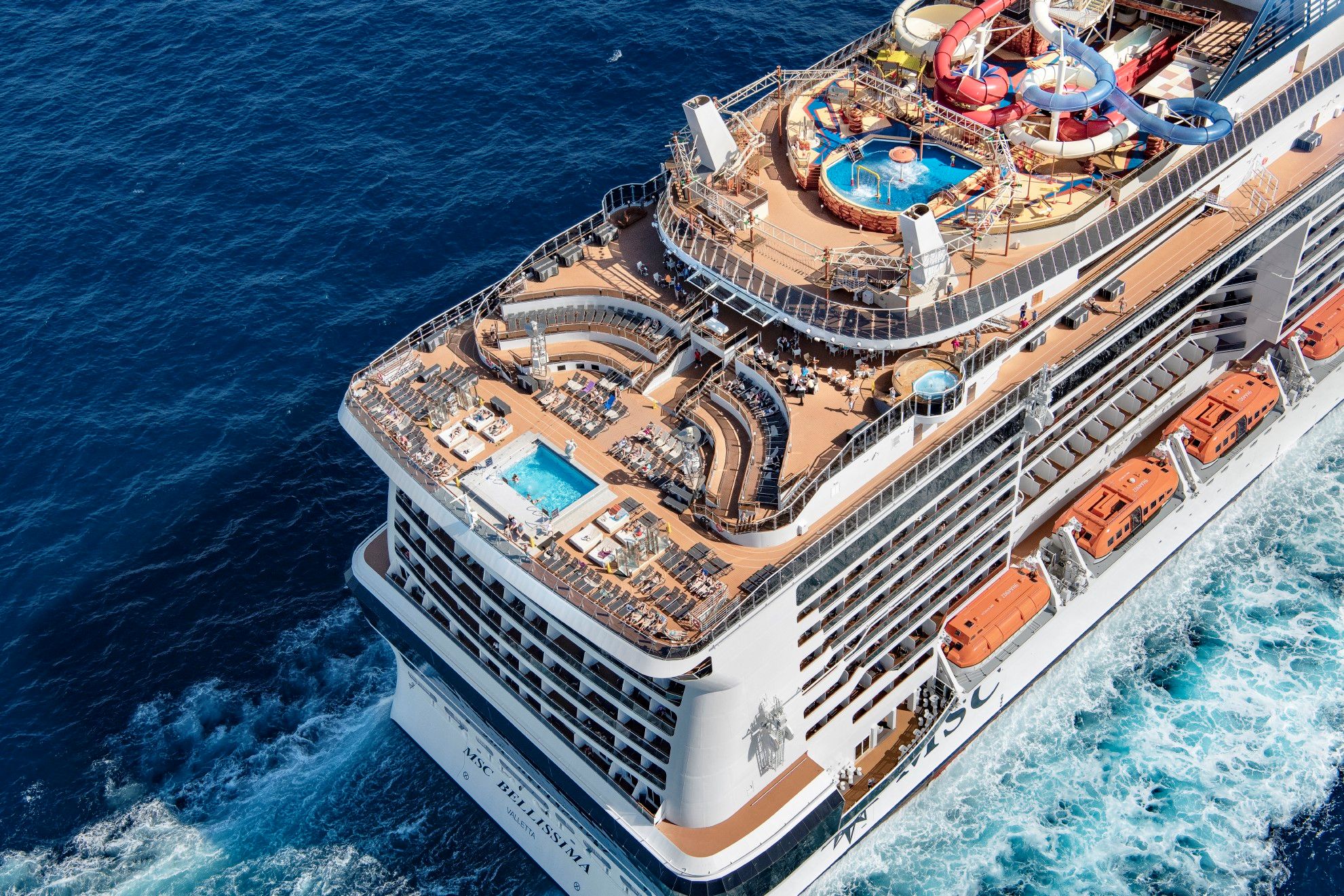 把赛车、名医、乐高、文旅搬上船！MSC地中海邮轮的加法哲学