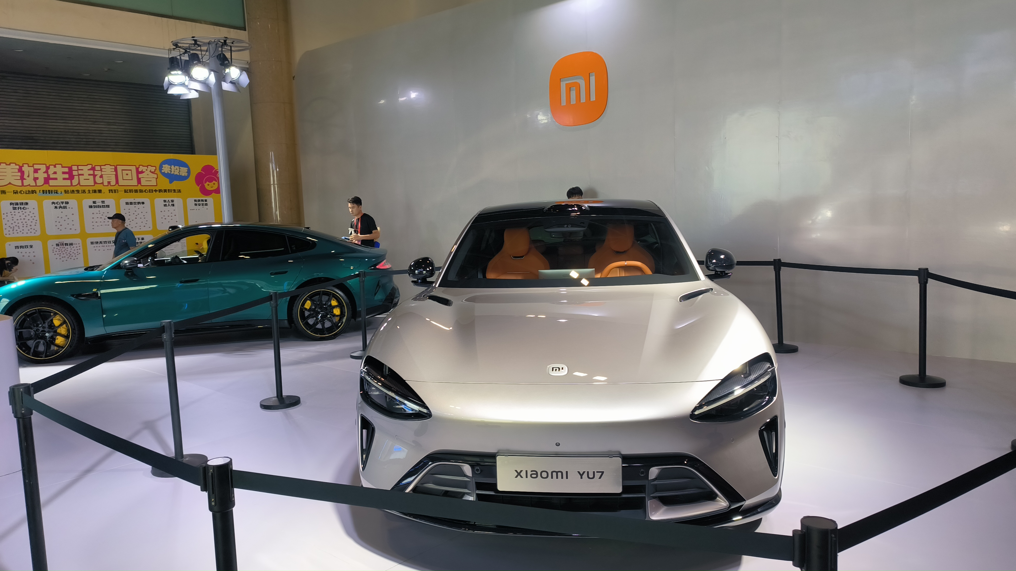 雷军“整顿”车圈？小米YU7热销引“眼红”车企高管下场拉踩