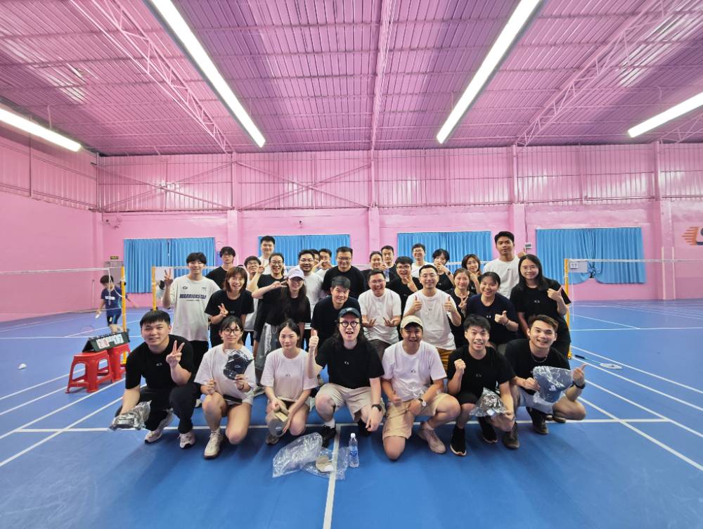 羽毛球姿势大赏：解锁你的球场专属POSE！