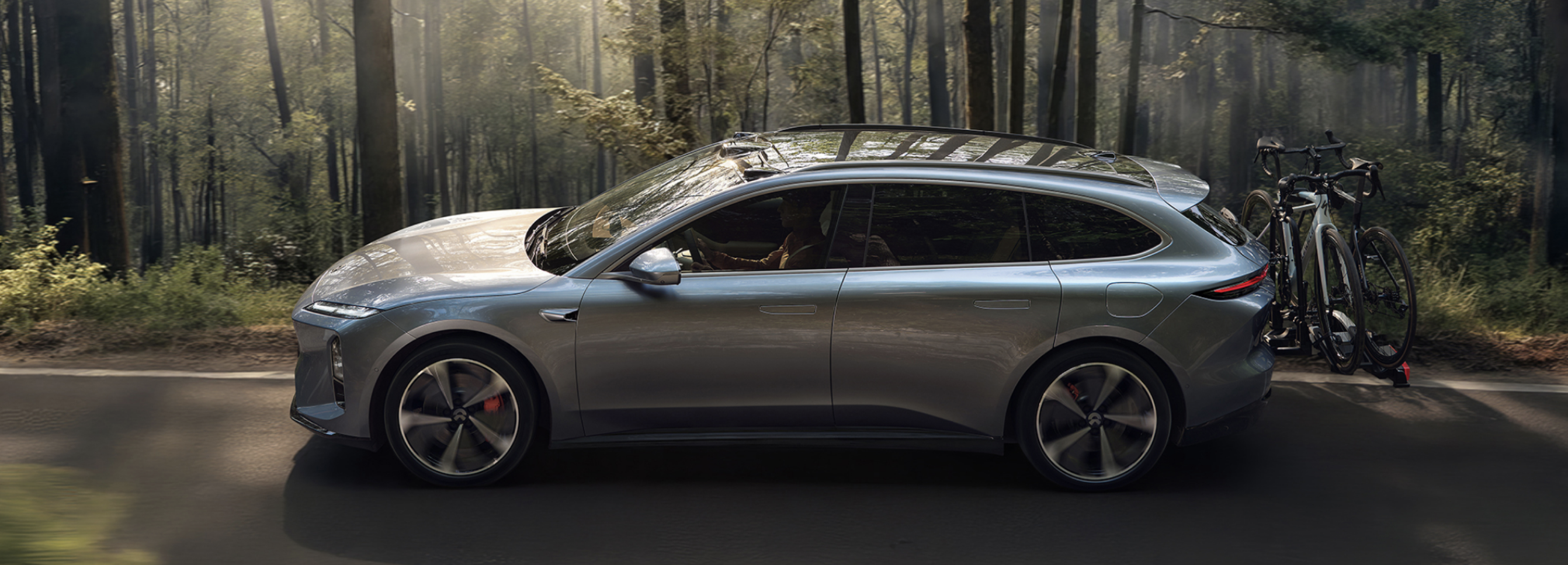 星河入梦：新能源汽车品牌的新航线...