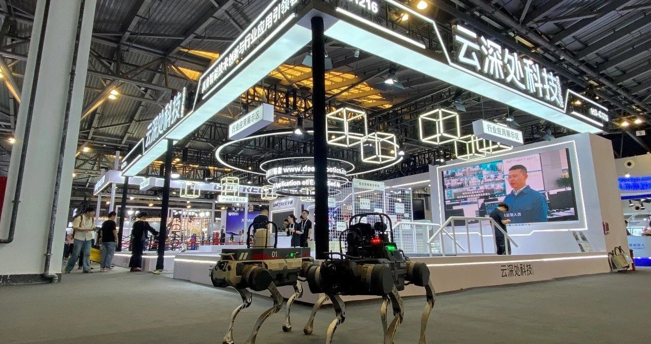 WAIC现场观察：三个镜头看懂云深处科技“从展示到落地”