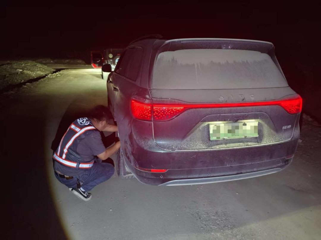 安全是最大的豪华！问界：关键时刻能救命！